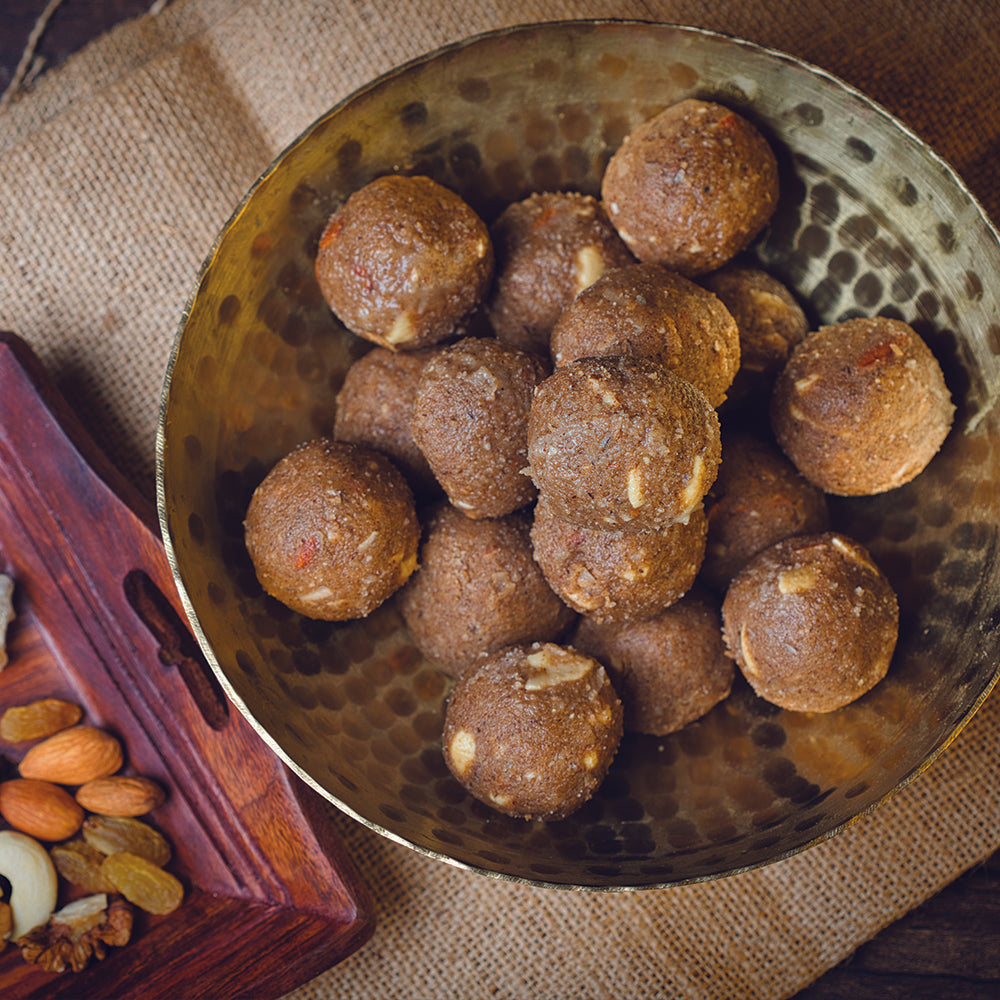Gond Giri Laddu (3)