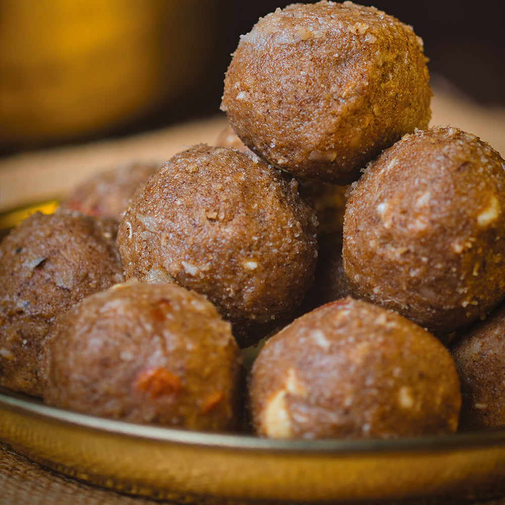 Gond Giri Laddu (2)